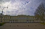 W tym wileńskim pałacu mieszkał Napoleon latem 1812 r.